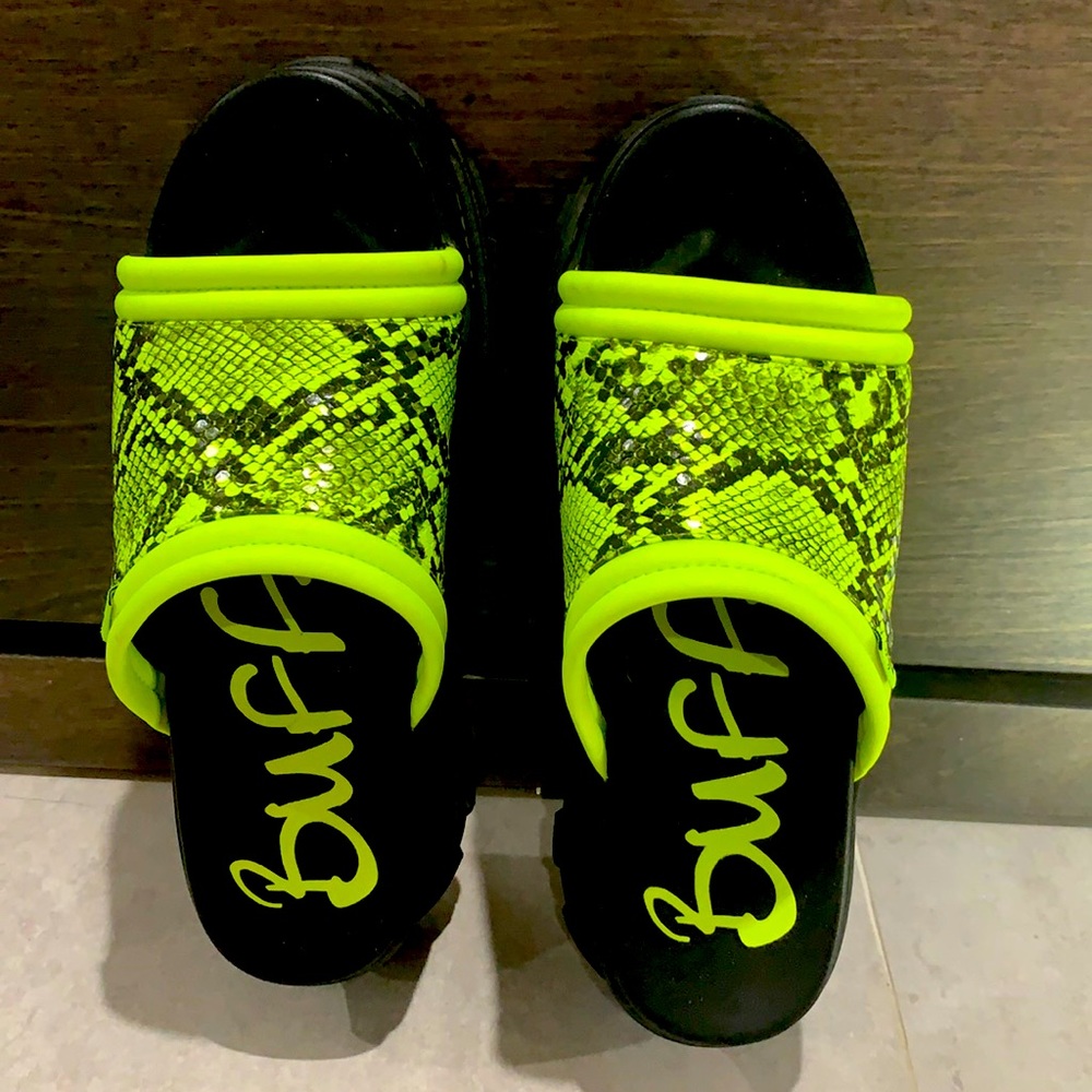 Buffalo shoes size 38